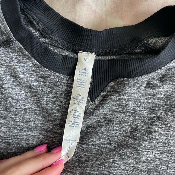 Lululemon Grey Long Sleeve Top - Picture 5 of 5